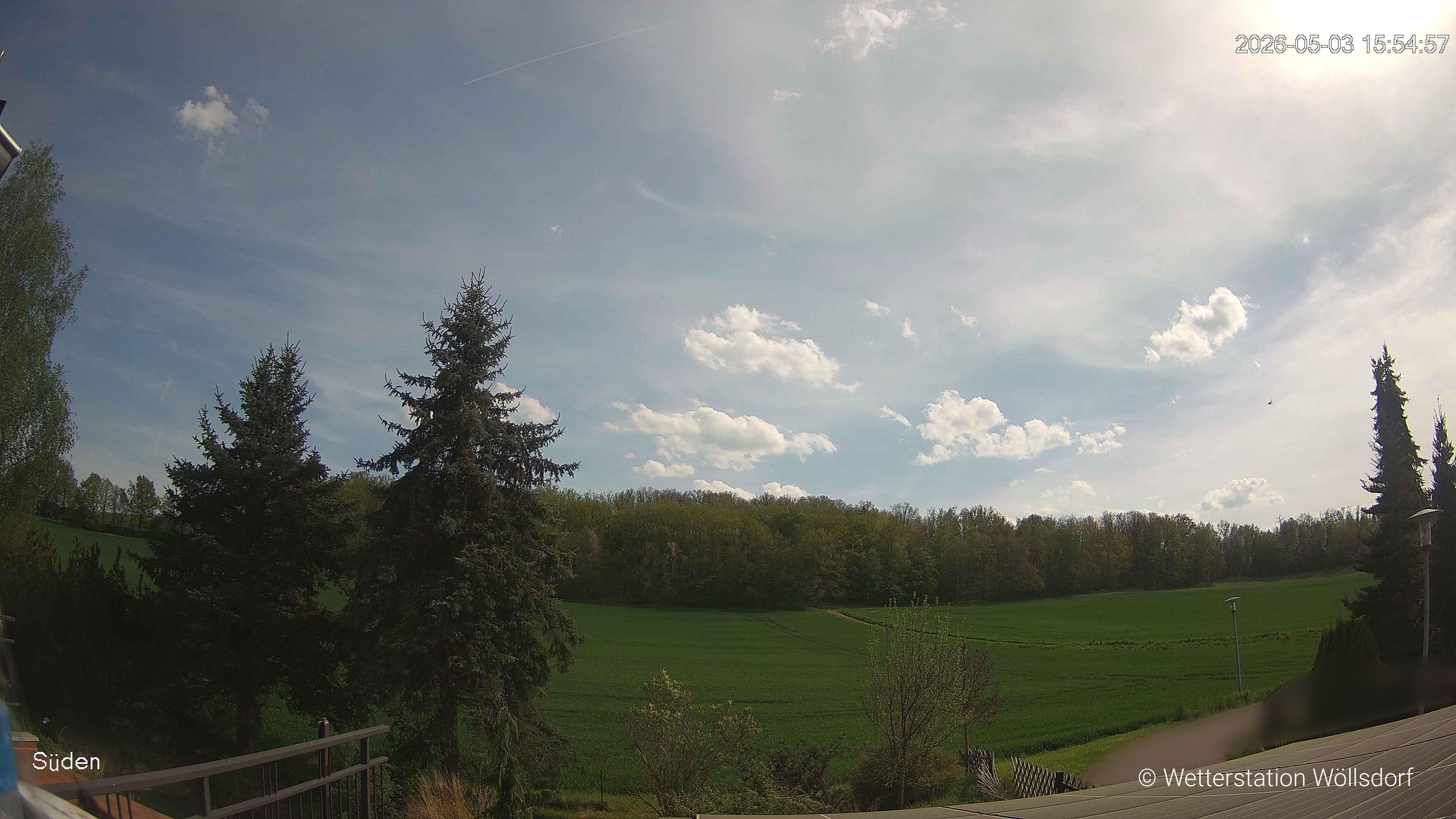 Blick von Wöllsdorf in Richtung Süden auf den Höhenzug des Pfaffenberges