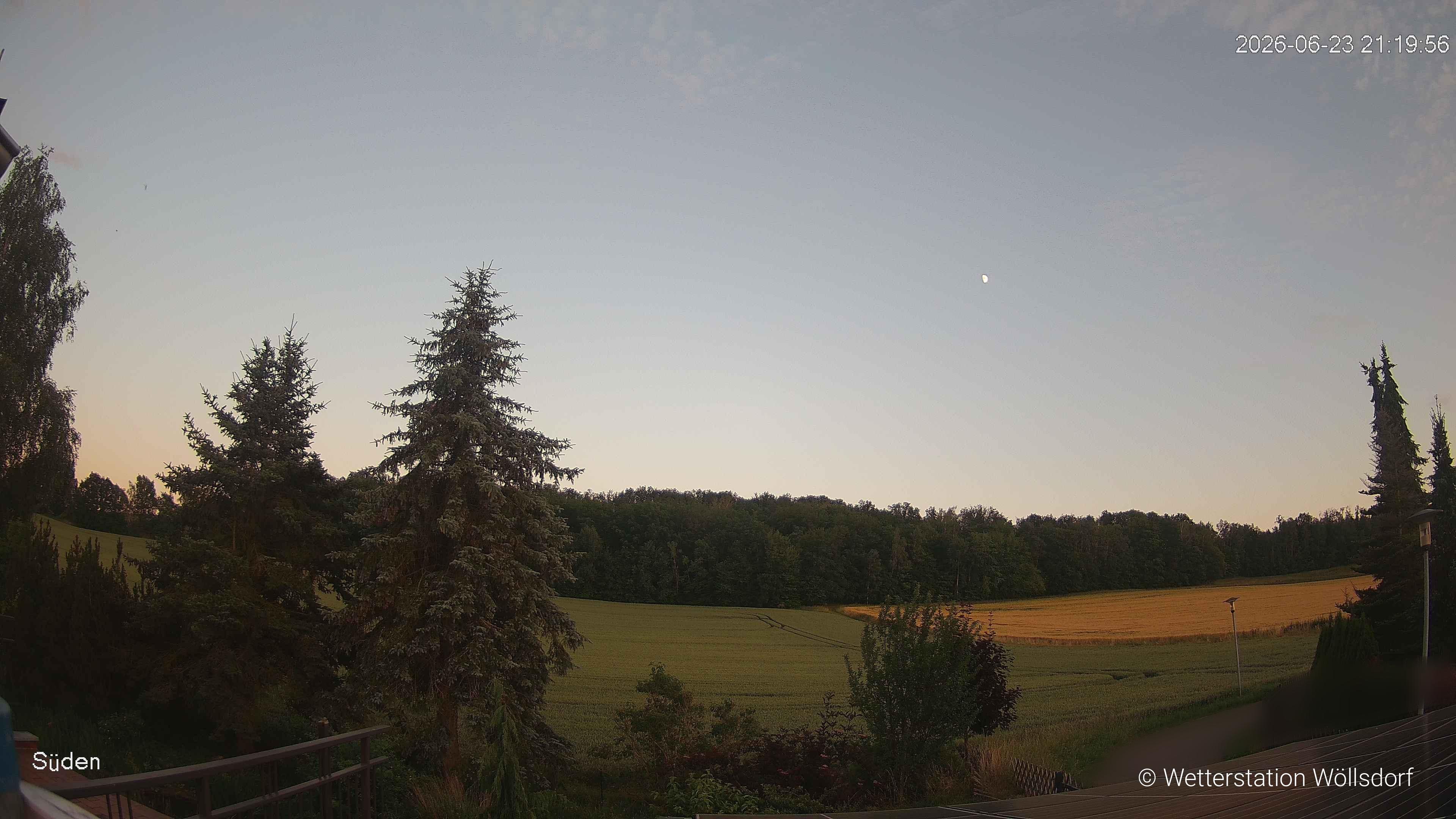 Blick von Wöllsdorf in Richtung Süden auf den Höhenzug des Pfaffenberges